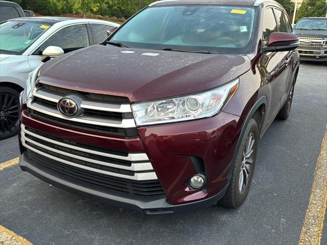 used 2019 Toyota Highlander car, priced at $27,986