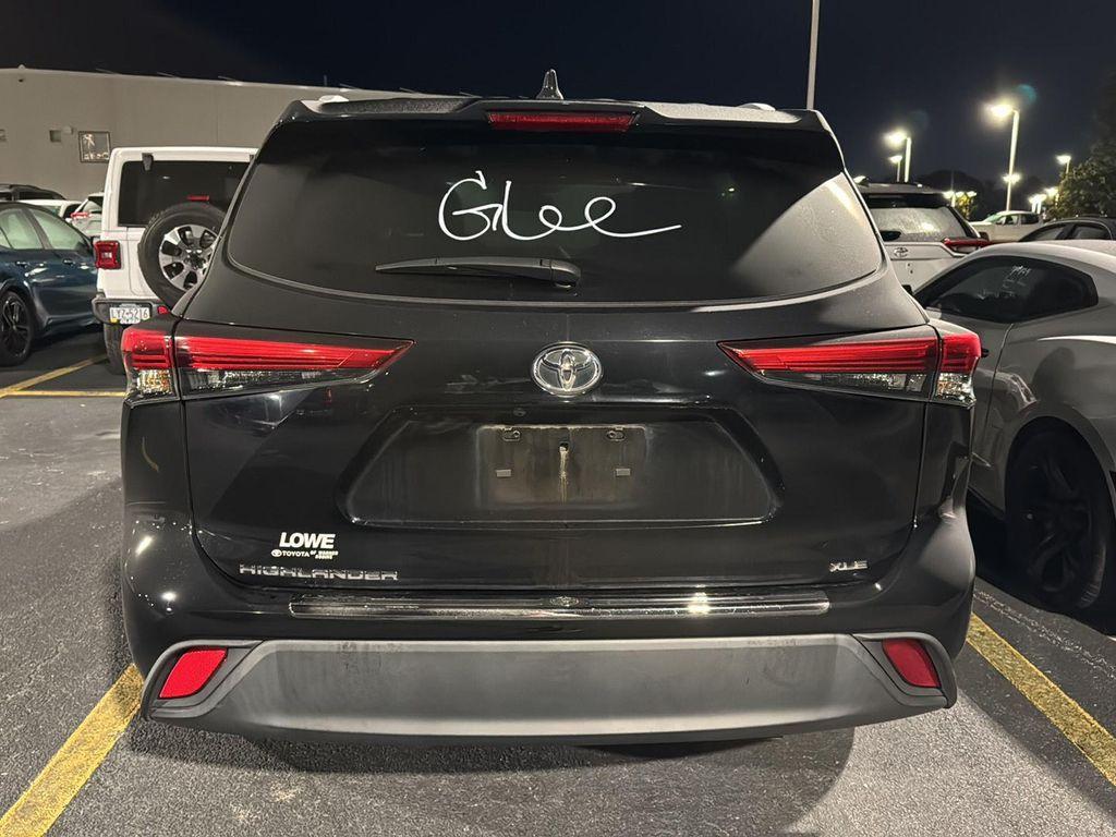 used 2022 Toyota Highlander car, priced at $35,900