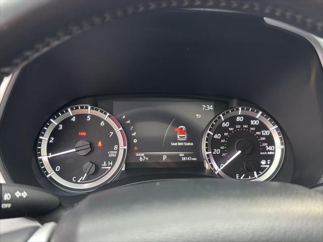 used 2023 Toyota Highlander car, priced at $37,905