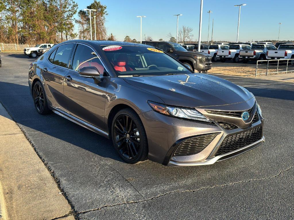 used 2024 Toyota Camry Hybrid car, priced at $32,999