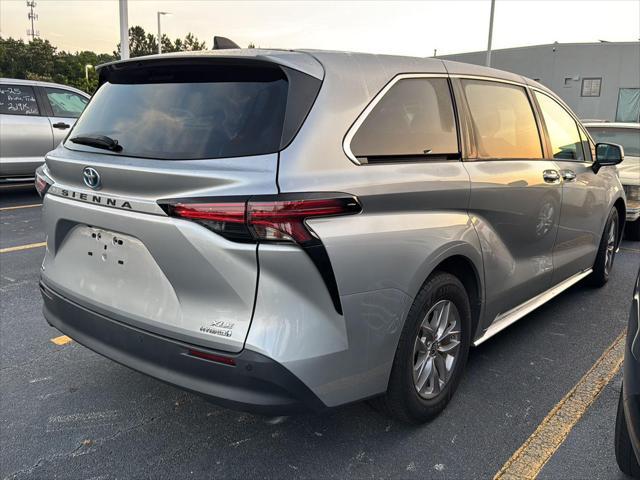 used 2022 Toyota Sienna car, priced at $36,999