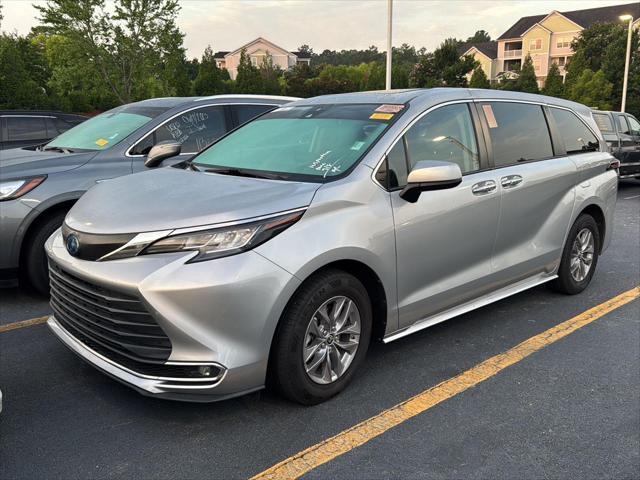 used 2022 Toyota Sienna car, priced at $36,999