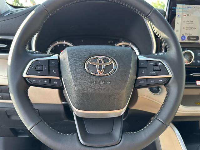 new 2025 Toyota Highlander car, priced at $44,935