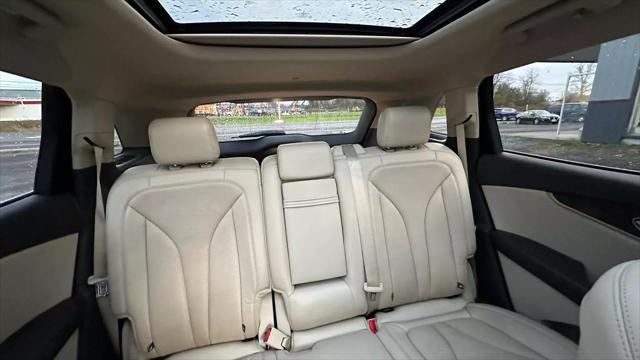 used 2019 Lincoln Nautilus car, priced at $23,455