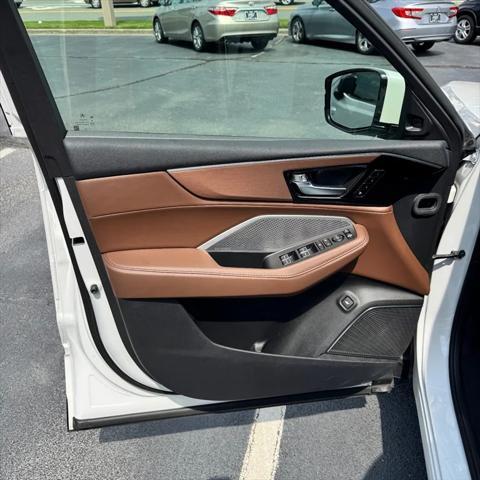 used 2022 Acura MDX car, priced at $43,990