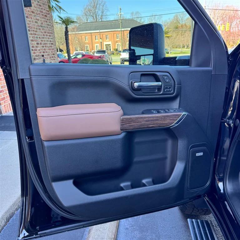 used 2022 Chevrolet Silverado 3500 car, priced at $68,990