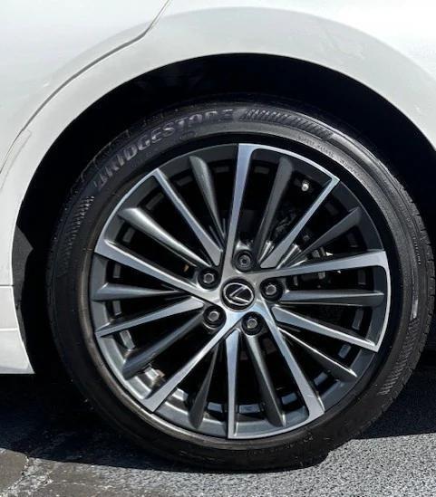 used 2022 Lexus ES 350 car, priced at $42,990