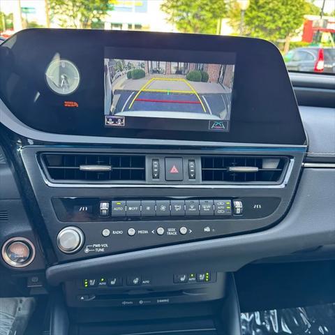 used 2022 Lexus ES 350 car, priced at $42,990