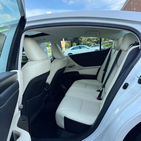 used 2022 Lexus ES 350 car, priced at $42,990