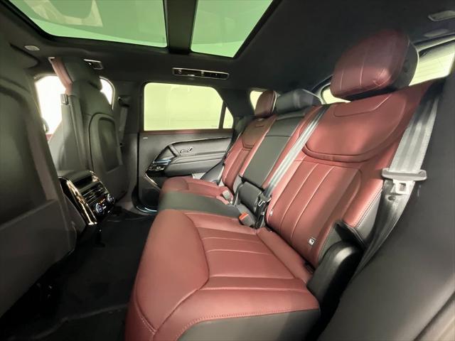 new 2025 Land Rover Range Rover Sport car, priced at $105,465