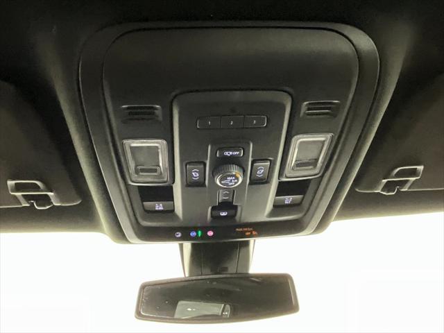 used 2022 GMC Yukon XL car, priced at $57,991