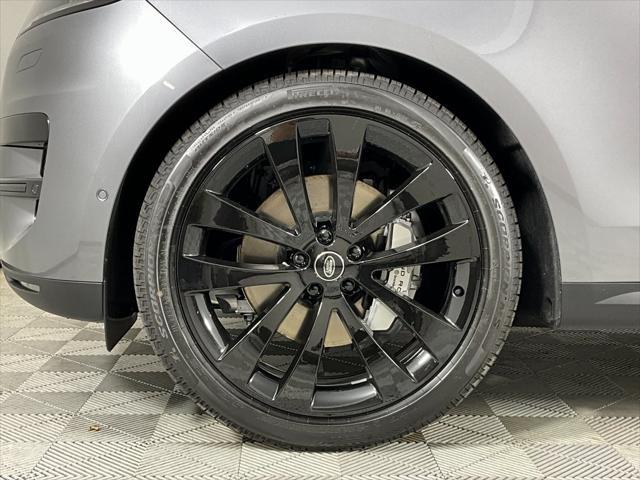new 2025 Land Rover Range Rover Sport car, priced at $94,335
