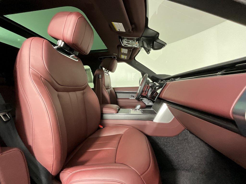 new 2025 Land Rover Range Rover car, priced at $148,195