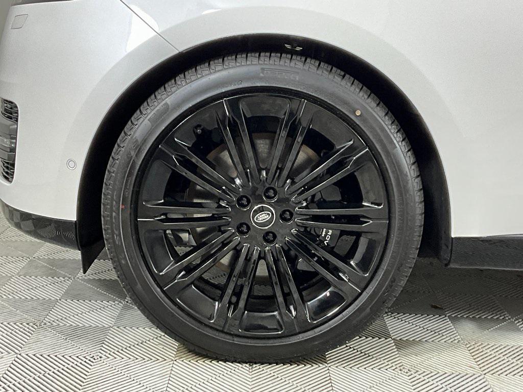 new 2025 Land Rover Range Rover car, priced at $148,195