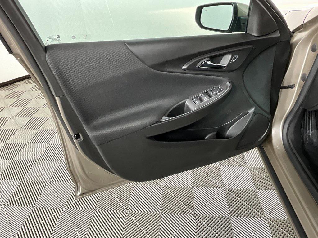 used 2024 Chevrolet Malibu car, priced at $19,999
