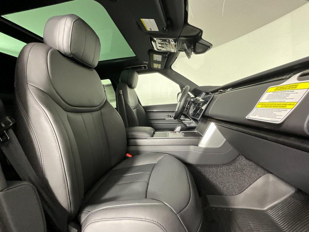 new 2025 Land Rover Range Rover car, priced at $147,250