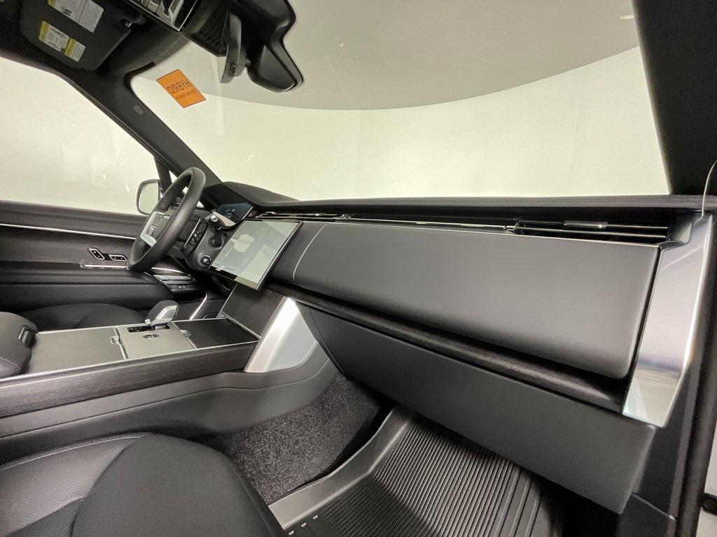 new 2025 Land Rover Range Rover car, priced at $137,725