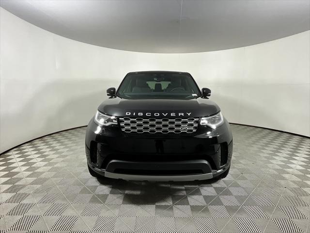 new 2025 Land Rover Discovery car, priced at $69,053