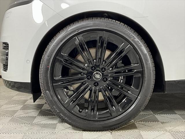 new 2025 Land Rover Range Rover car, priced at $145,500