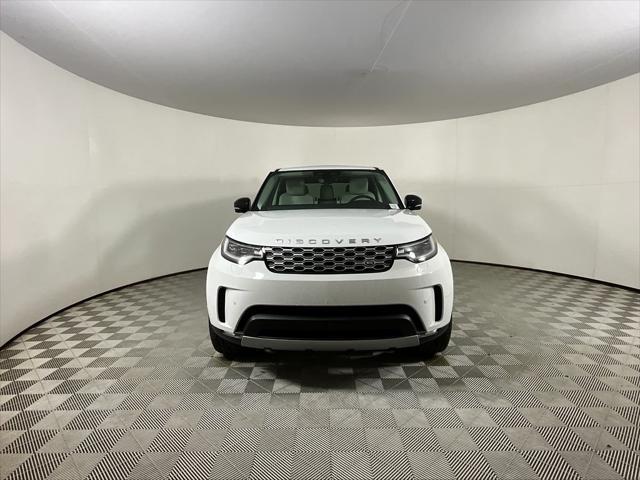 new 2025 Land Rover Discovery car, priced at $67,528