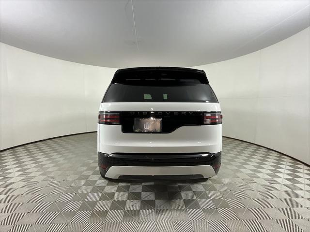 new 2025 Land Rover Discovery car, priced at $76,778