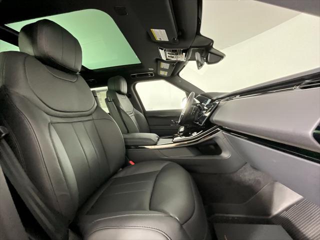 new 2025 Land Rover Range Rover Sport car, priced at $126,605