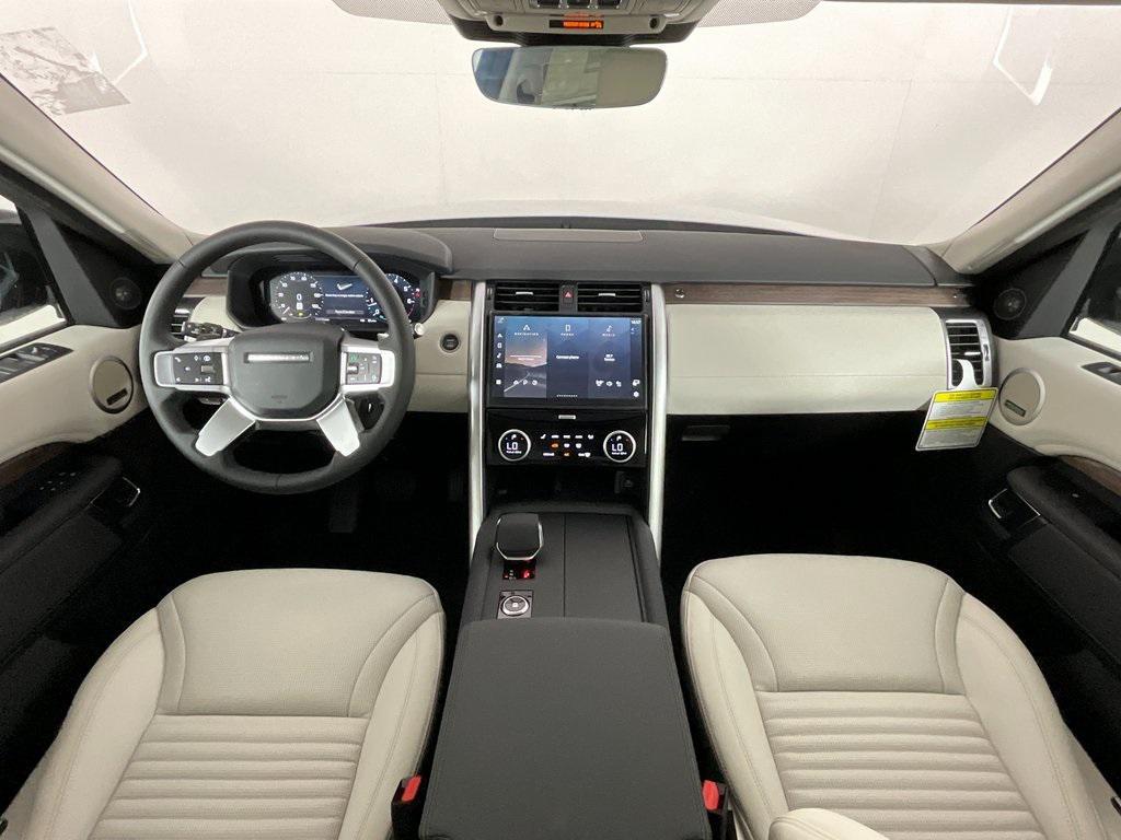 new 2025 Land Rover Discovery car, priced at $68,743