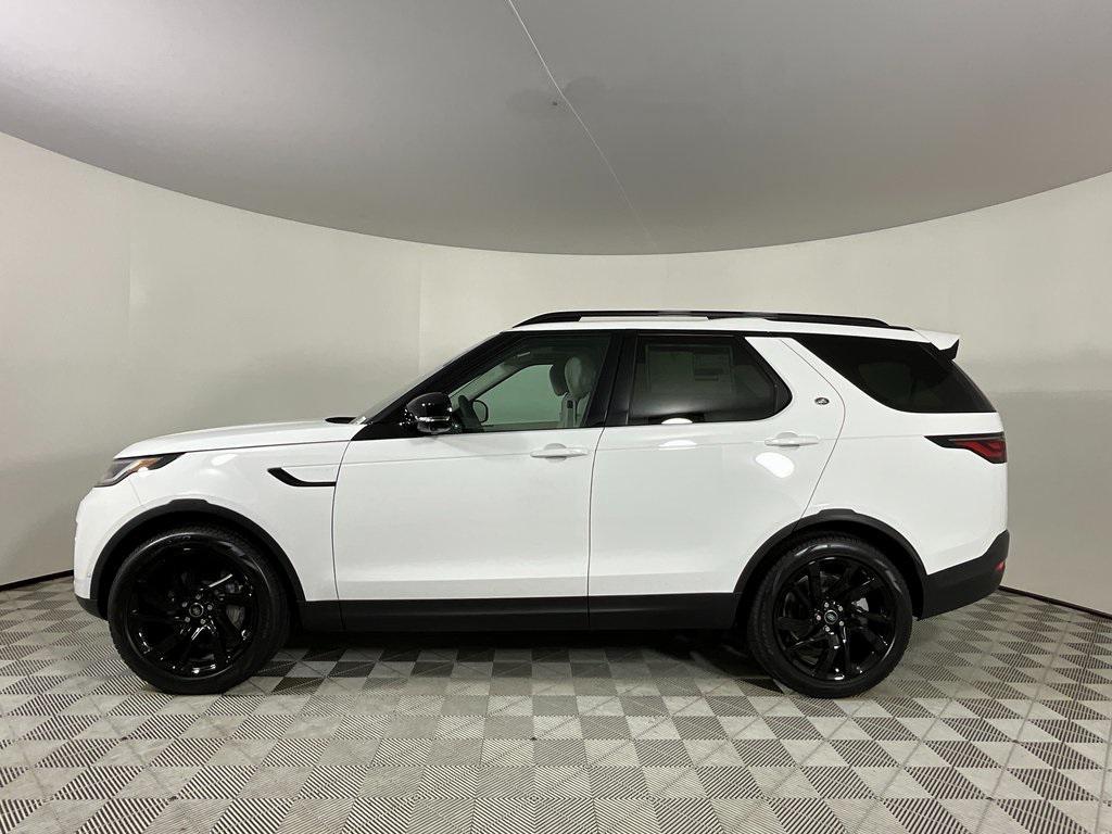 new 2025 Land Rover Discovery car, priced at $68,743