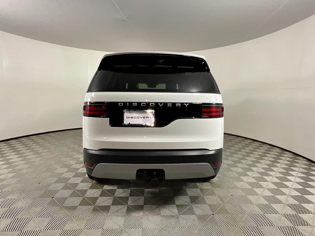 new 2025 Land Rover Discovery car, priced at $68,743