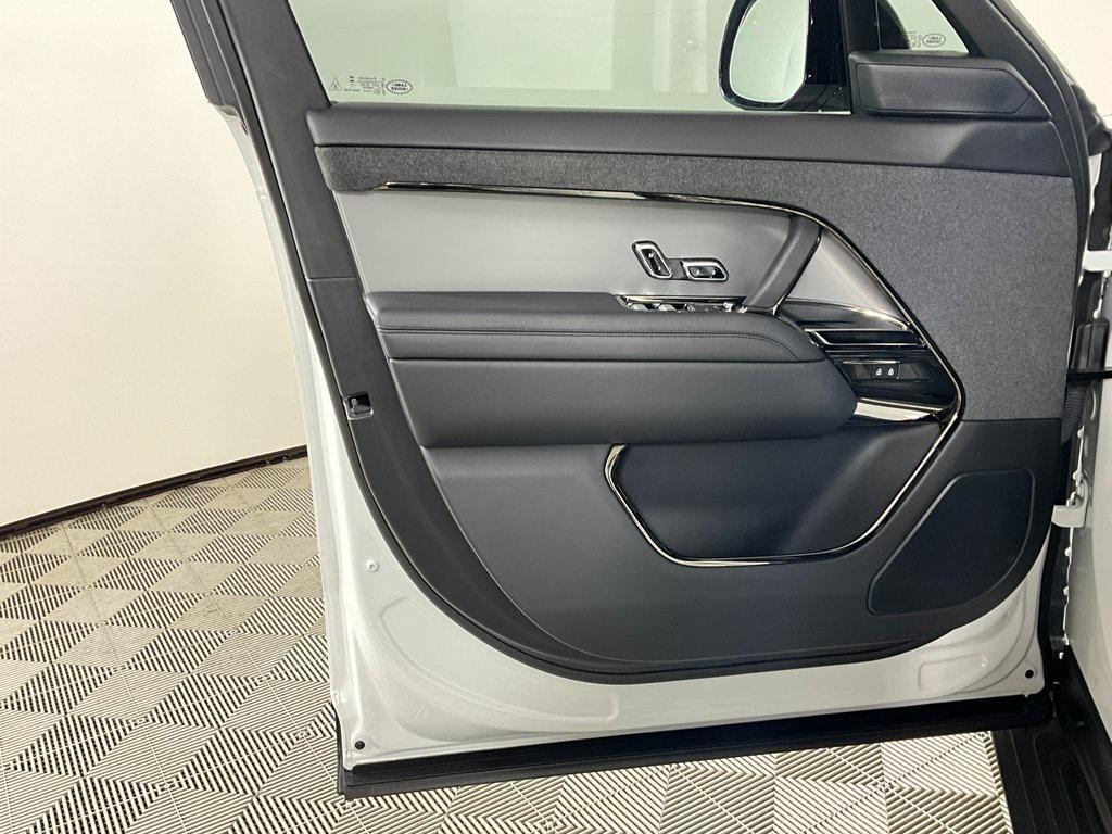 used 2024 Land Rover Range Rover Sport car, priced at $77,992