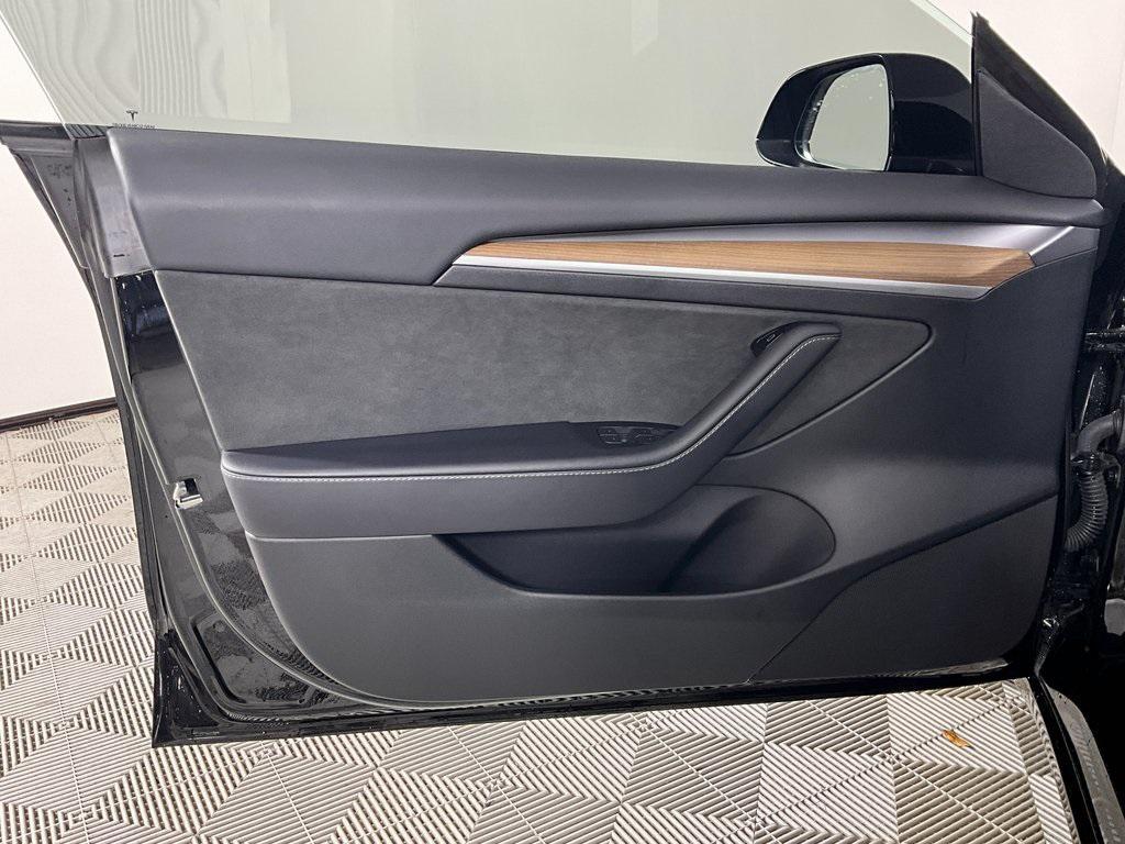 used 2023 Tesla Model 3 car, priced at $27,991