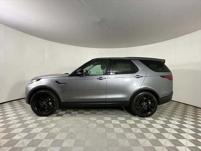 new 2025 Land Rover Discovery car, priced at $68,478