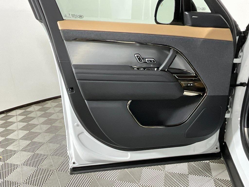 used 2025 Land Rover Range Rover Sport car, priced at $95,991