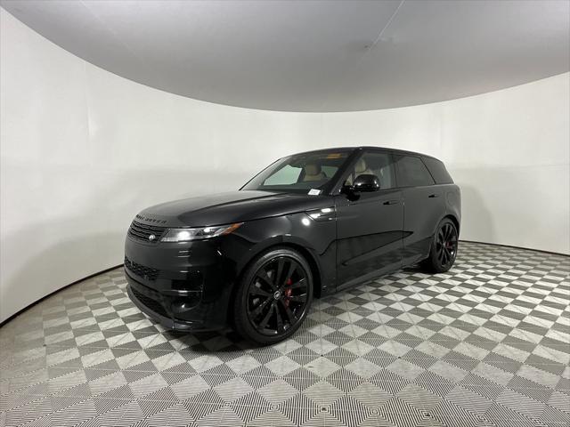 new 2025 Land Rover Range Rover Sport car, priced at $109,185