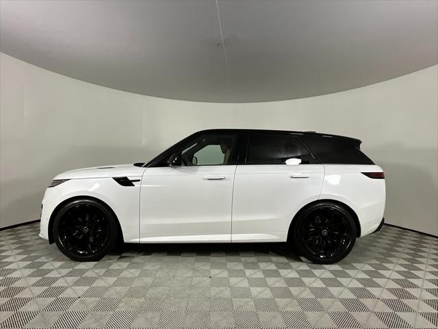 new 2025 Land Rover Range Rover Sport car, priced at $103,455