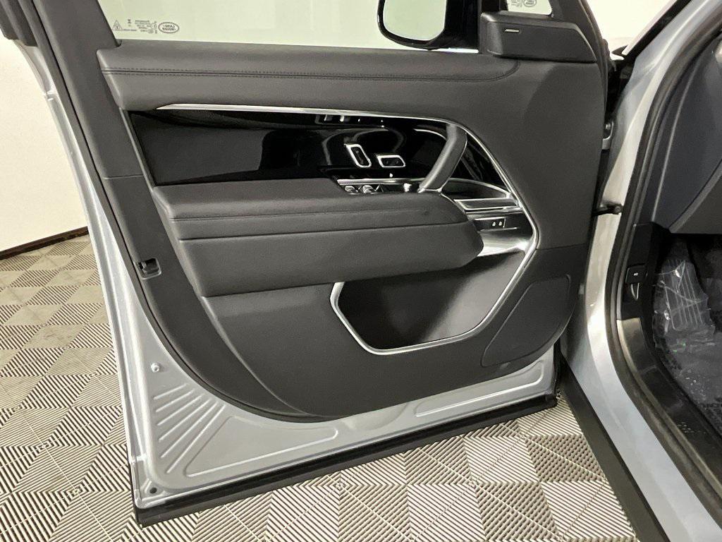used 2023 Land Rover Range Rover car, priced at $109,991