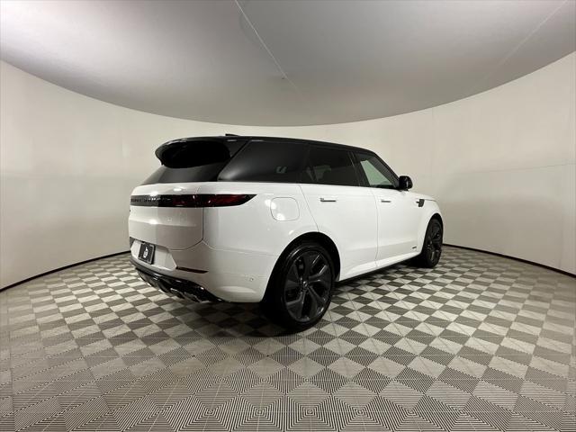 new 2025 Land Rover Range Rover Sport car, priced at $138,540