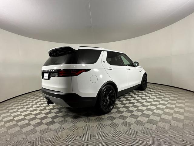 new 2025 Land Rover Discovery car, priced at $68,103