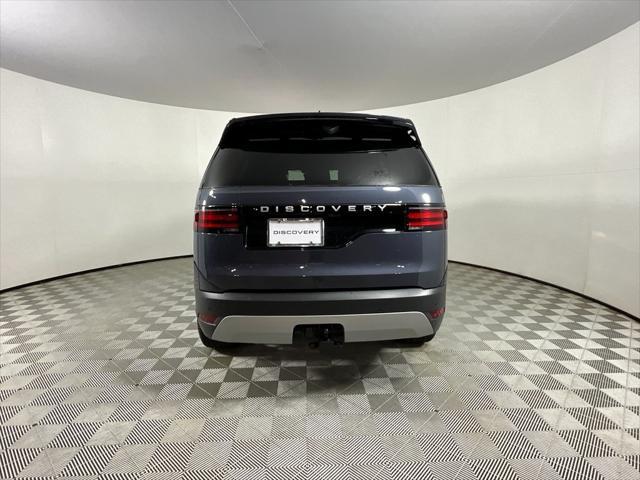 new 2025 Land Rover Discovery car, priced at $69,053