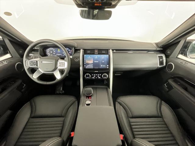 new 2025 Land Rover Discovery car, priced at $69,878
