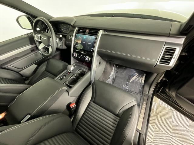 used 2024 Land Rover Discovery car, priced at $64,991