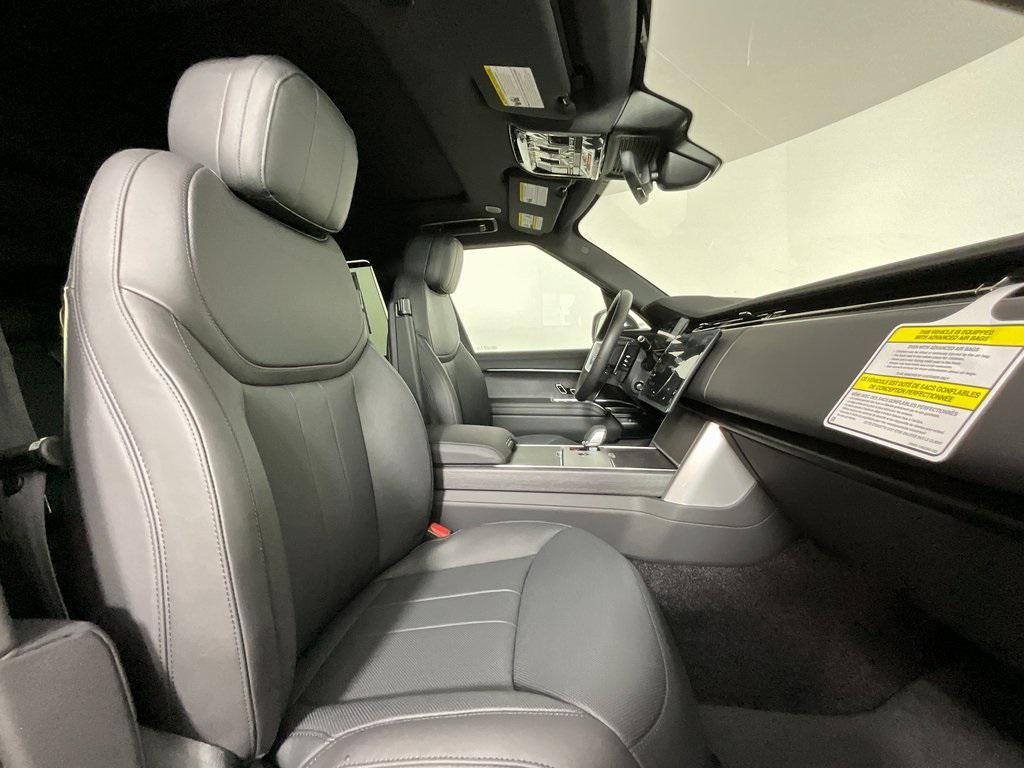 new 2025 Land Rover Range Rover car, priced at $130,160