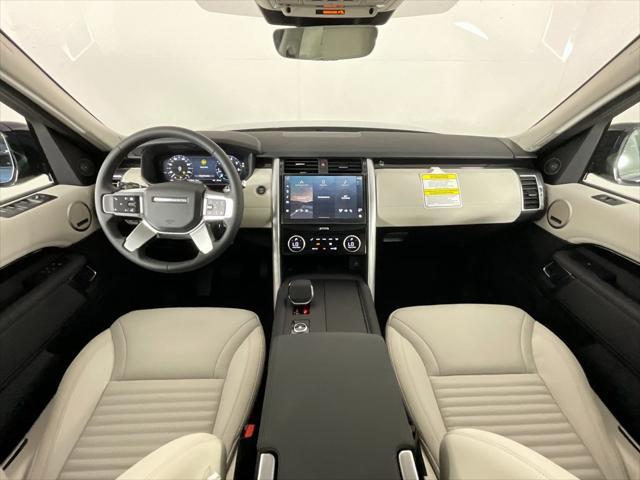 new 2025 Land Rover Discovery car, priced at $69,278