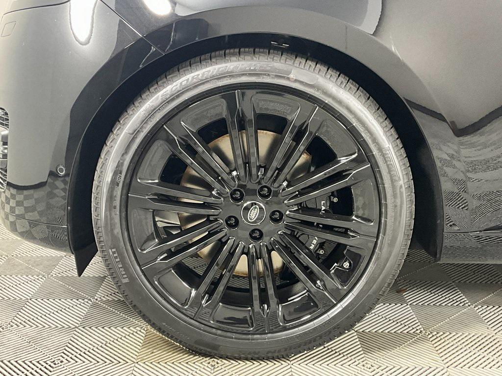 new 2025 Land Rover Range Rover car, priced at $158,370