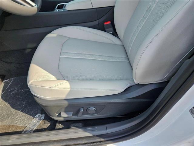 new 2025 Hyundai Sonata Hybrid car, priced at $39,327