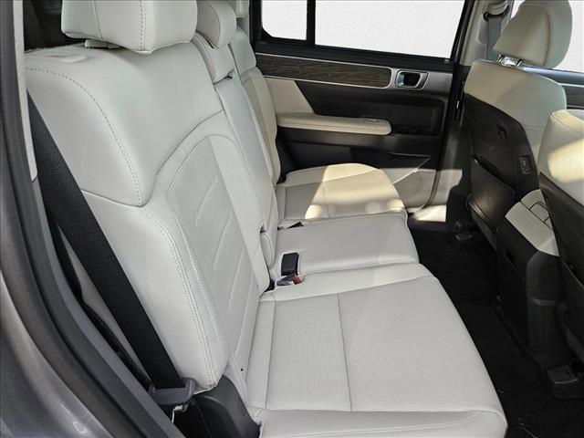 used 2024 Hyundai Santa Fe car, priced at $33,092