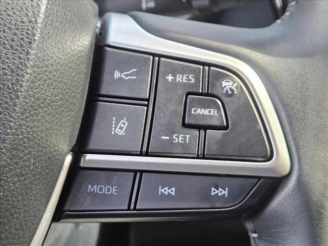 used 2022 Toyota Highlander car, priced at $40,995