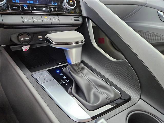 new 2025 Hyundai Elantra car, priced at $24,527