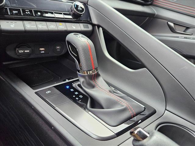 new 2025 Hyundai Elantra car, priced at $29,997
