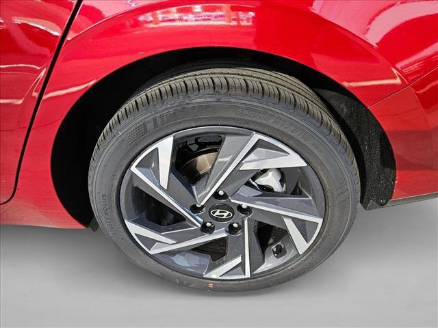 new 2025 Hyundai Elantra car, priced at $22,682